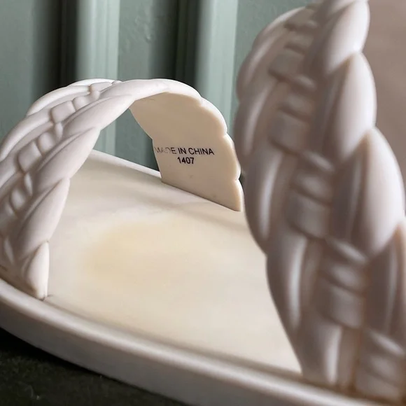 Steve Madden White Braided Slide Sandals Double Strap Slip On Women’s Size 9 - Picture 3 of 4